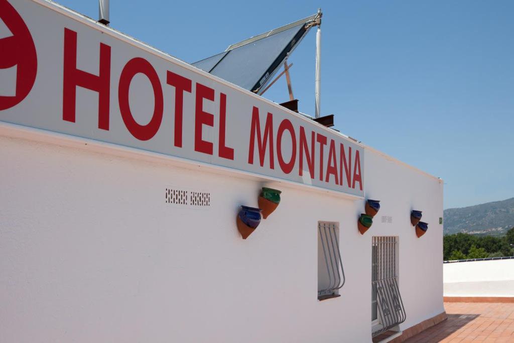 Hotel Montana โรเซส ภายนอก รูปภาพ